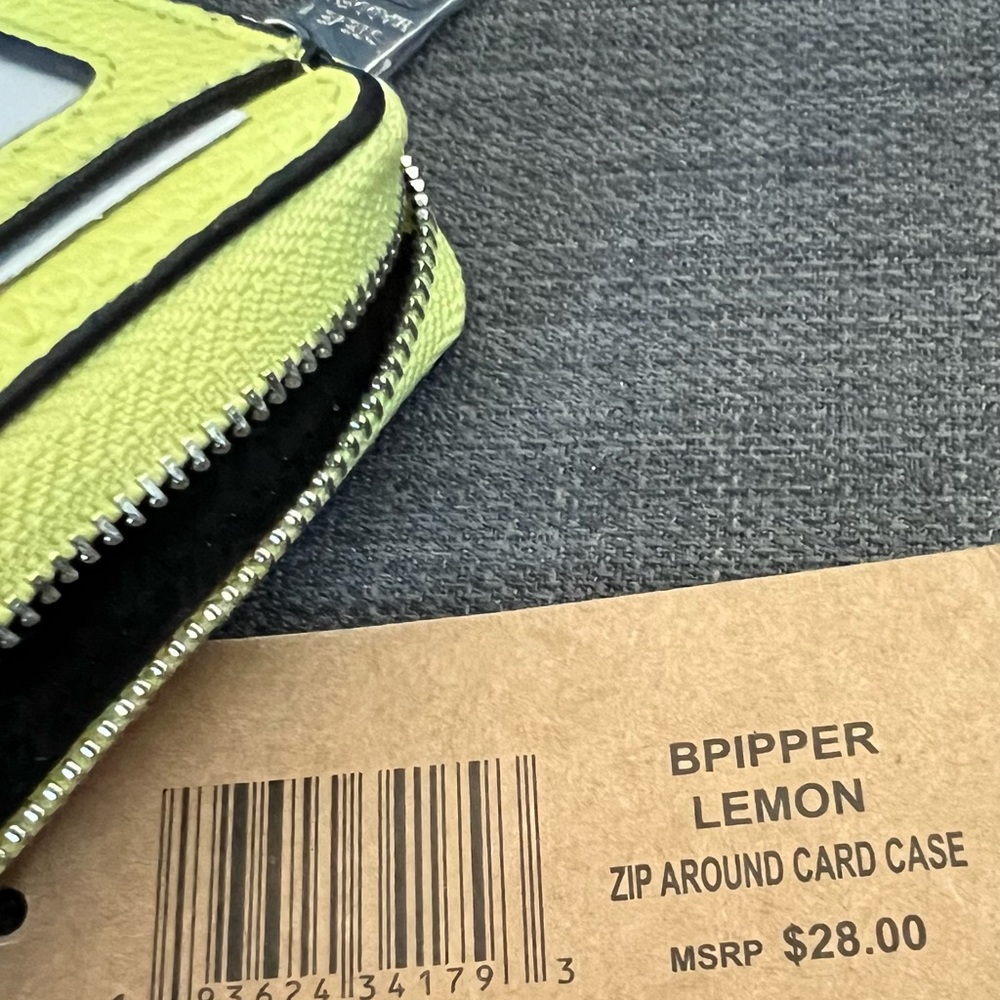 NWT STEVE MADDEN ZIP AROUND CARDHOLDER SMALL WALLET CARD CASE - Picture 5 of 5